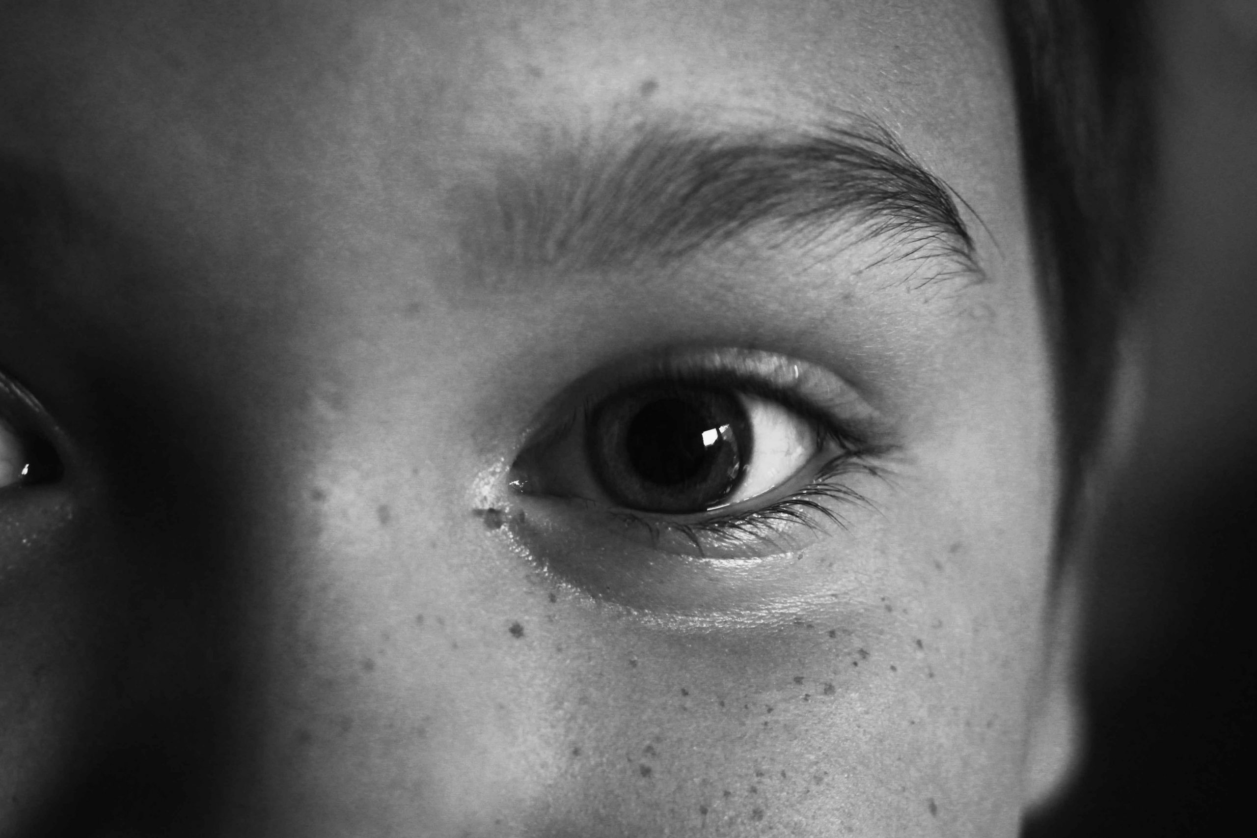 visage-enfant-mineur-droit-avocat